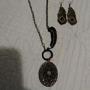 Vintage boho inspired Feather set